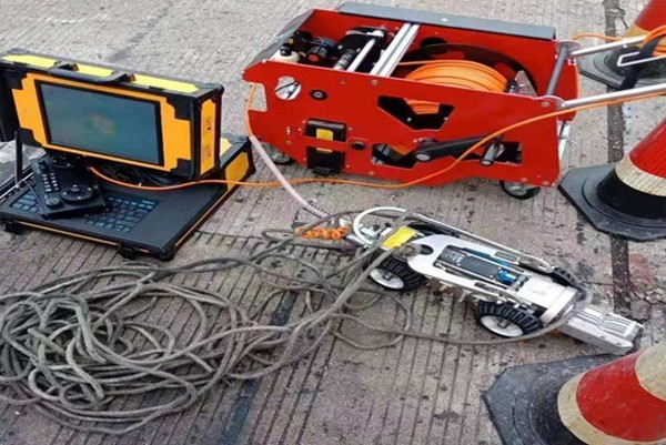 泸西CCTV管道检测机器人